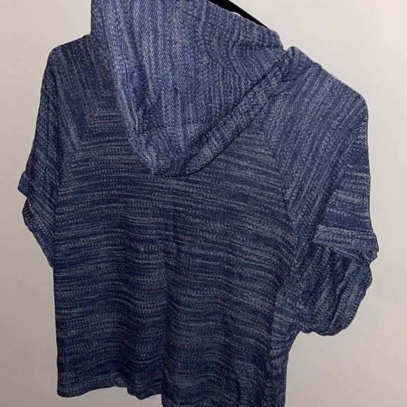 🌹NavyShort-Sleeve/Hooded W/Drawstrings CropTop! - Picture 7 of 8